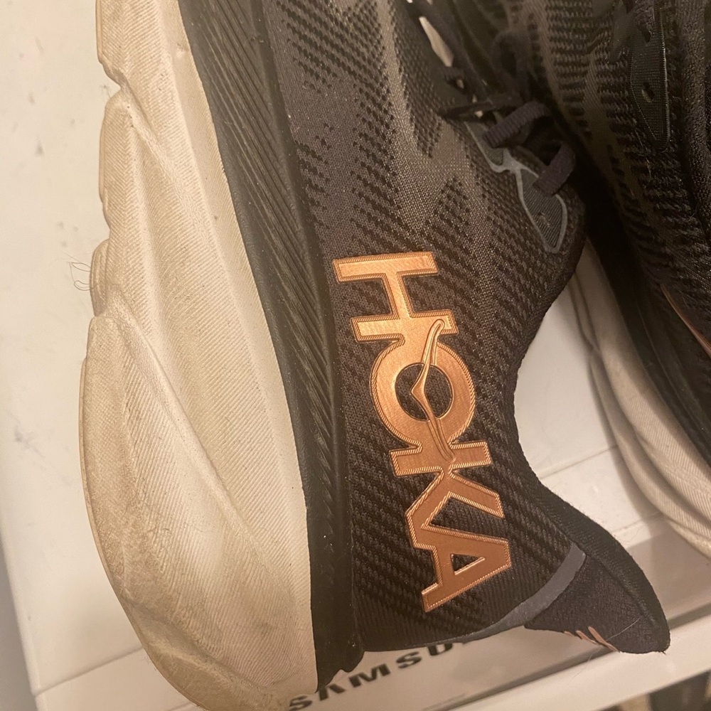 Only worn maybe 3 times, not good to my knees